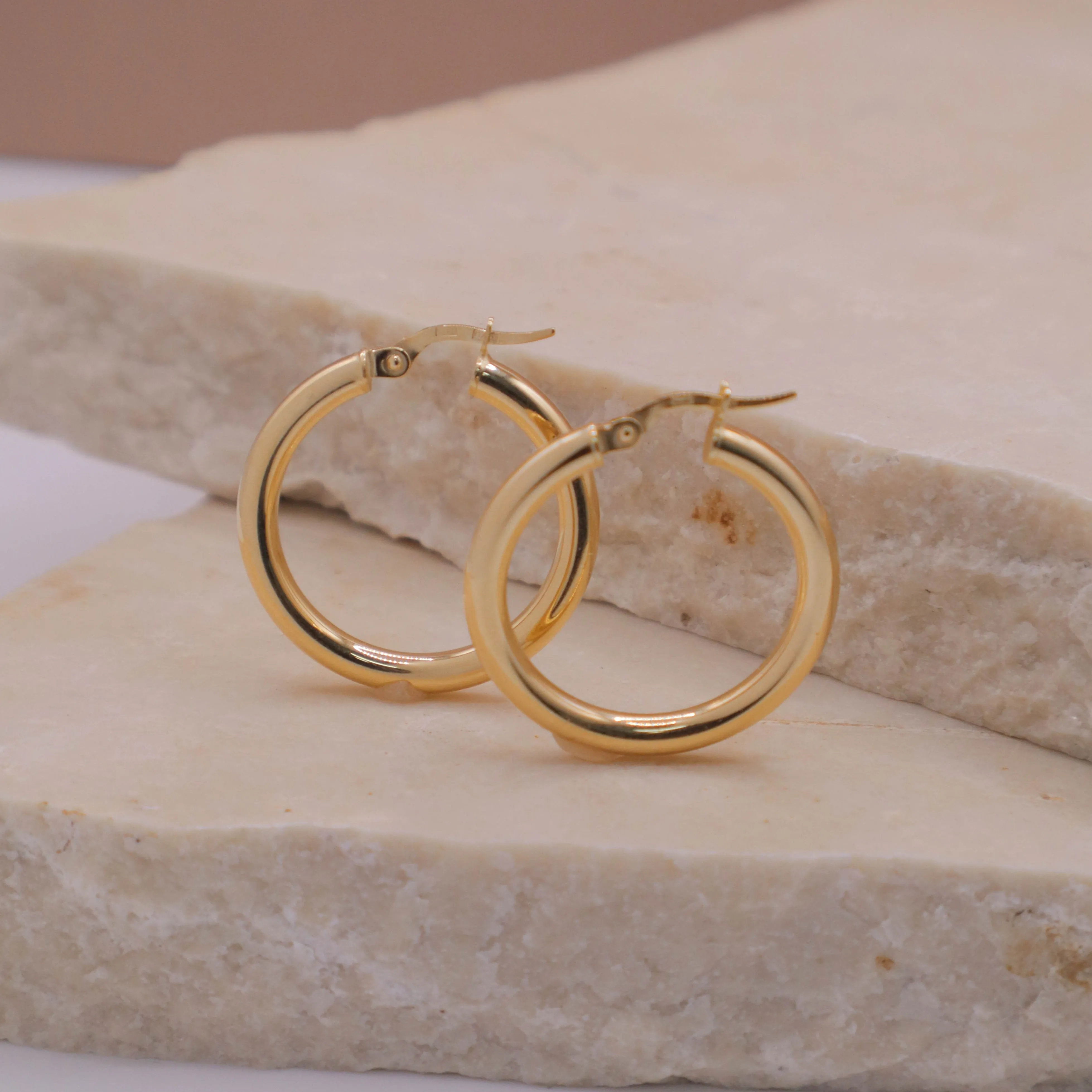 Brandy Gold Hoop Earring 26 mm