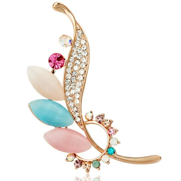 elegant brooch accessory for women also usable as a medal