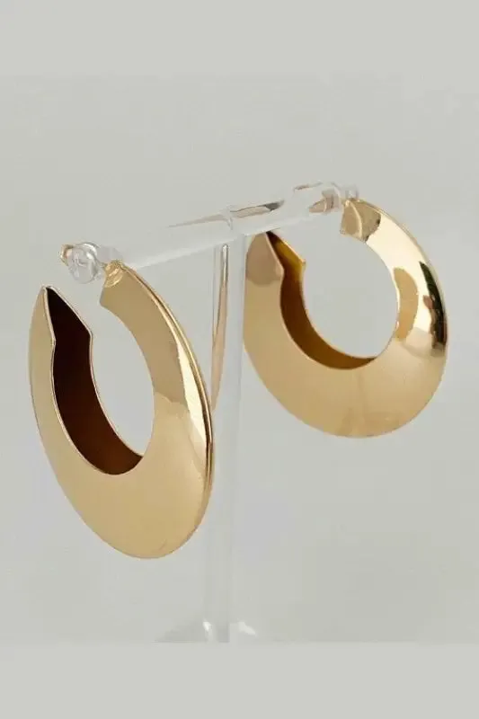 Light And Modern Hoop Earrings