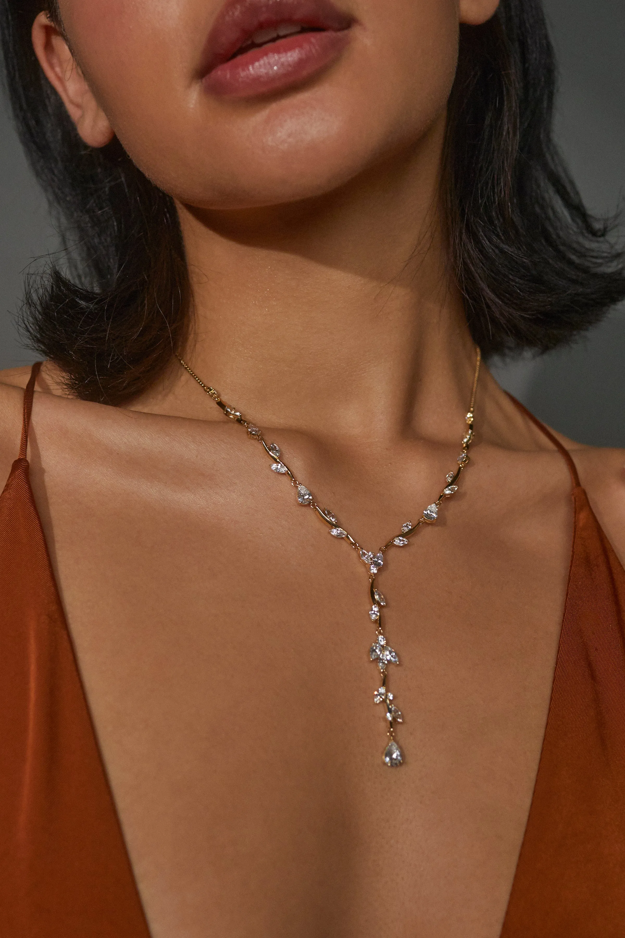 TAYLOR VINE Y NECKLACE