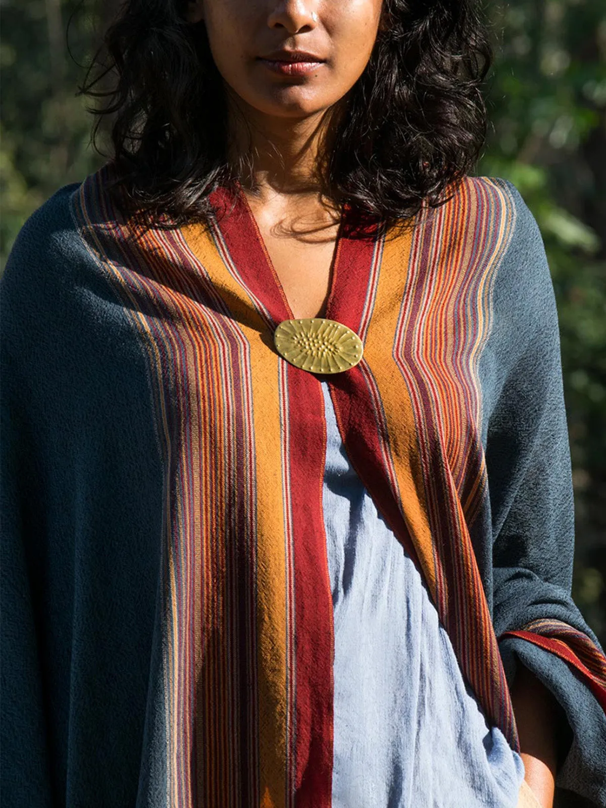 Tribal Oblong Brooch Gold
